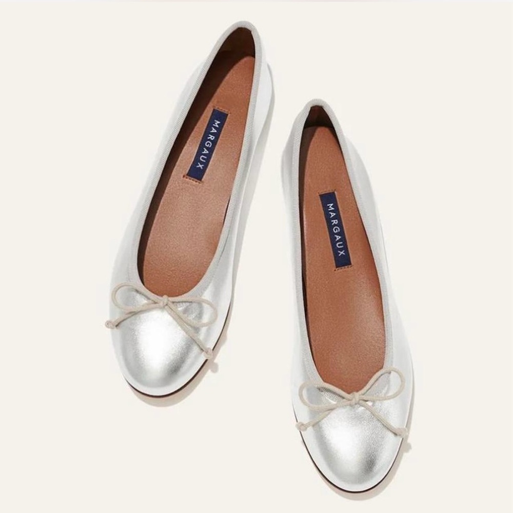 Margaux “the Demi” silver flat